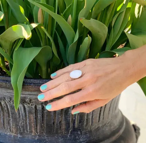 Ring, Oval Mother of Pearl Artisana