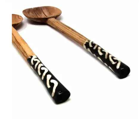 Olive Serving Set With Batik Bone Handles 10 Inch